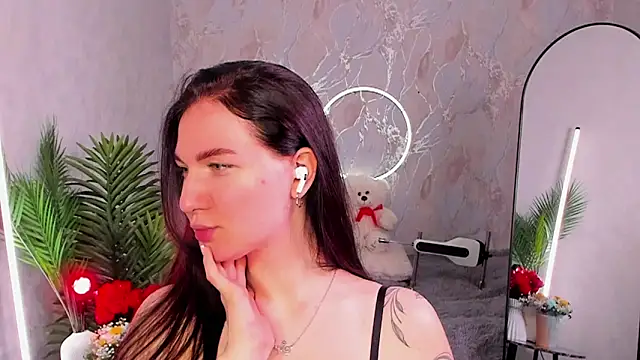 Snapshot of babyisperfect chatting on February 28, 3:51 am babyisperfect online show from February 28, 3:51 am