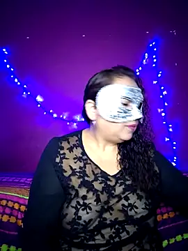 Snapshot of Pequitas_sexi chatting on January 6, 6:17 am Pequitas sexi online show from January 6, 6:17 am