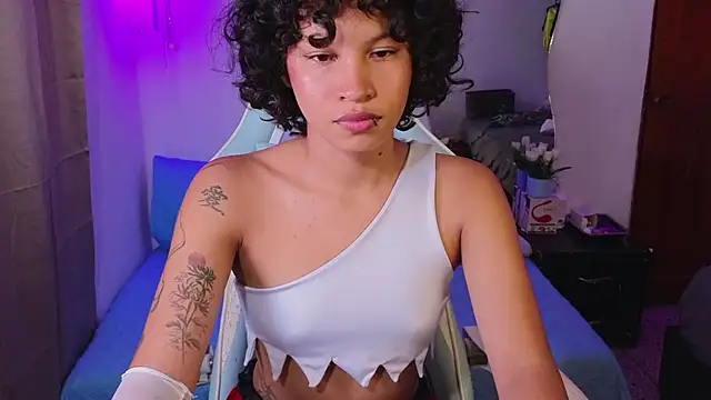 eleselas online show from December 3, 12:29 am