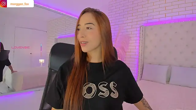 Snapshot of Morggan_Fox_ chatting on September 26, 4:49 am Morggan Fox online show from September 26, 4:49 am