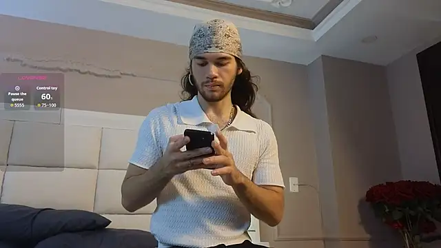 FreyrVik online show from October 17, 7:38 pm