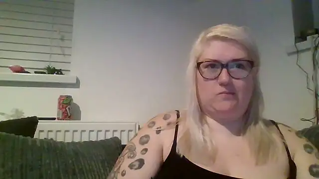 Sizzling Indie36 online show from March 22, 10:48 pm