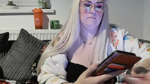 Sizzling Indie36 online show from September 29, 8:46 pm