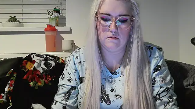 Sizzling Indie36 online show from October 2, 8:27 pm