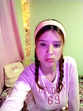 Snapshot of Sophie_joyy chatting on October 7, 1:14 am Sophie joyy online show from October 7, 1:14 am