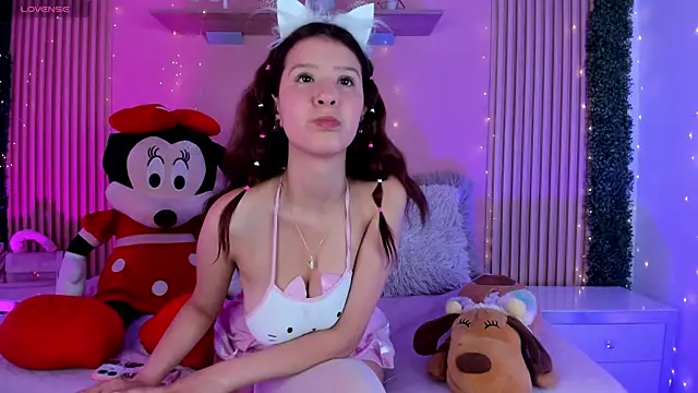 Sophie joyy online show from December 14, 4:18 am