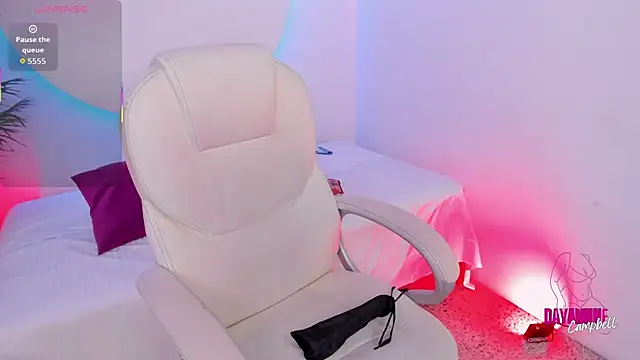 Snapshot of Dayanne_campbelll chatting on December 22, 11:35 pm Dayanne campbelll online show from December 22, 11:35 pm