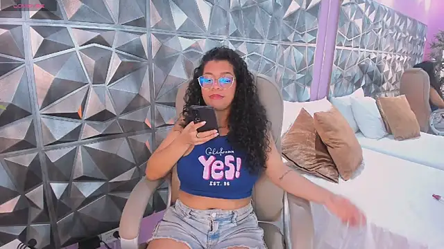 Snapshot of Dayanne_campbelll chatting on February 7, 5:11 am Dayanne campbelll online show from February 7, 5:11 am