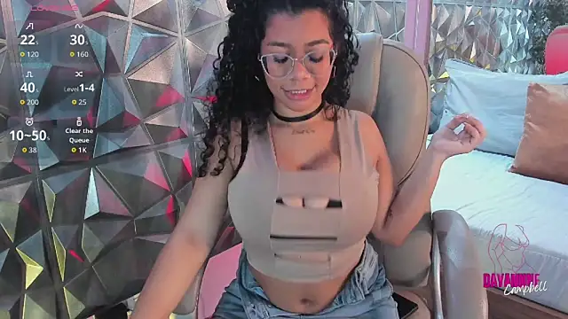 Snapshot of Dayanne_campbelll chatting on February 10, 5:22 am Dayanne campbelll online show from February 10, 5:22 am