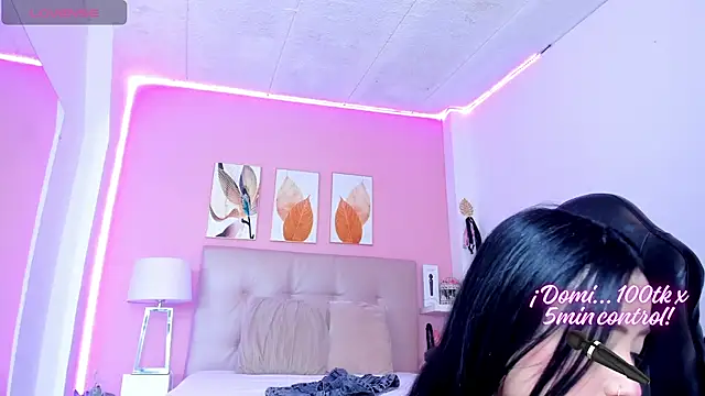 Molly h0t online show from April 24, 12:40 pm