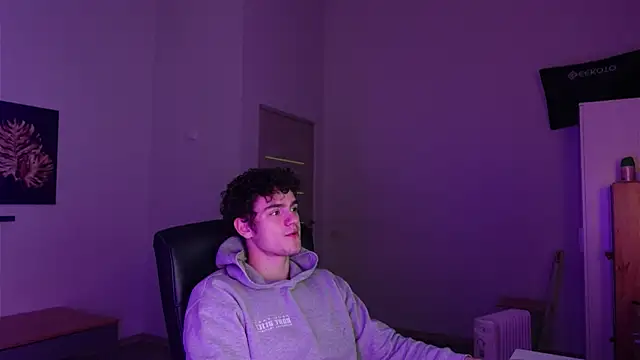 Brad Holloway online show from November 30, 6:39 am