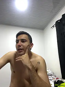 pareja curiosa19 online show from January 11, 1:32 am