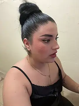 Snapshot of pareja_curiosa19 chatting on May 8, 11:21 pm pareja curiosa19 online show from May 8, 11:21 pm
