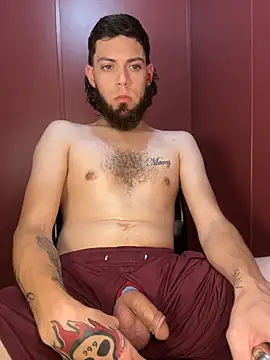 Snapshot of bwcizThrobbing chatting on November 23, 6:13 am bwcizThrobbing online show from November 23, 6:13 am