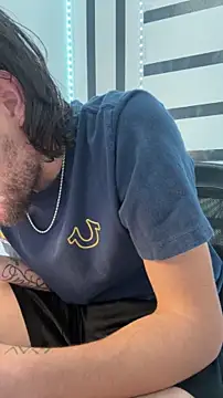 bwcizThrobbing online show from January 11, 11:59 am