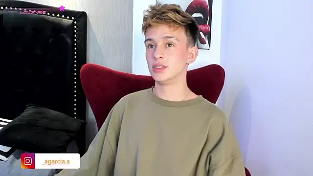 LiamWildx20 online show from February 9, 3:54 am