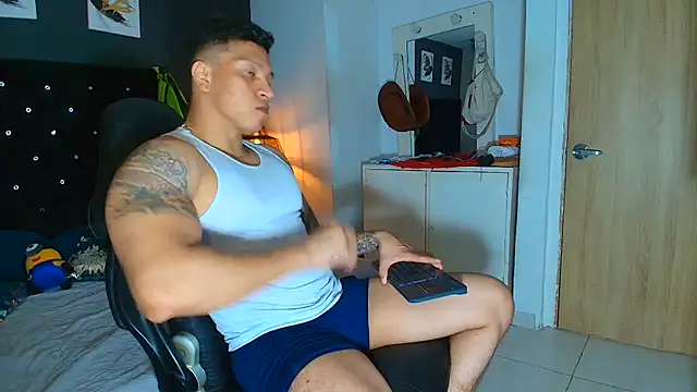 Snapshot of ethan_dalton_ chatting on June 23, 3:48 am ethan dalton online show from June 23, 3:48 am