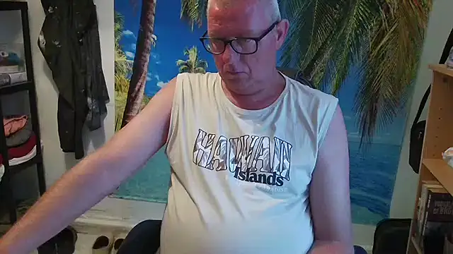 JamesBauer online show from June 15, 5:31 am