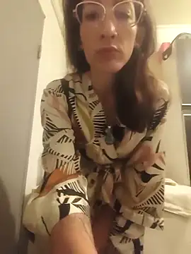 meletalex online show from November 1, 3:19 am