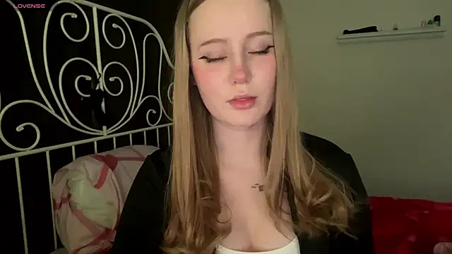 LolyaMin online show from April 26, 7:44 pm