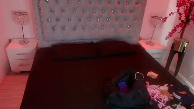 Snapshot of Lia_adamsss chatting on May 3, 3:45 am Lia adamsss online show from May 3, 3:45 am