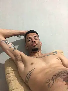 HenriquePhn online show from February 5, 2:38 am