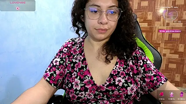 Snapshot of Mabbaldama chatting on September 13, 11:37 pm Mabbaldama online show from September 13, 11:37 pm