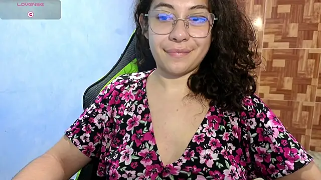 Snapshot of Mabbaldama chatting on September 20, 10:11 pm Mabbaldama online show from September 20, 10:11 pm