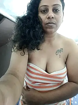 Snapshot of JENNIFERtamil chatting on November 9, 8:12 am JENNIFERtamil online show from November 9, 8:12 am