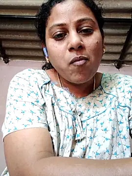 Snapshot of JENNIFERtamil chatting on March 21, 7:46 am JENNIFERtamil online show from March 21, 7:46 am