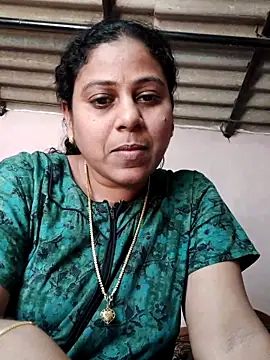 Snapshot of JENNIFERtamil chatting on March 24, 7:46 am JENNIFERtamil online show from March 24, 7:46 am