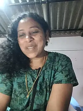 Snapshot of JENNIFERtamil chatting on June 6, 1:38 pm JENNIFERtamil online show from June 6, 1:38 pm