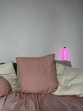 xxveraa vibe online show from June 15, 9:50 pm