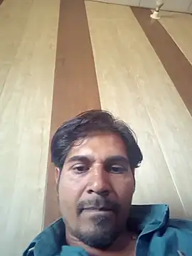 johnny8731 online show from November 6, 8:26 am