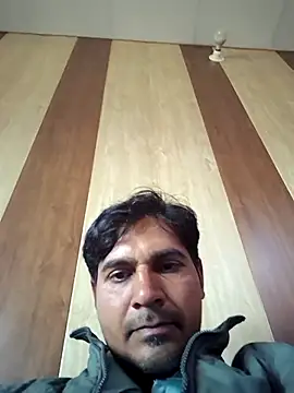 johnny8731 online show from February 5, 9:36 am