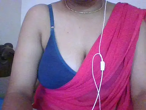 Snapshot of snehashreyatamil chatting on October 29, 7:54 am snehashreyatamil online show from October 29, 7:54 am