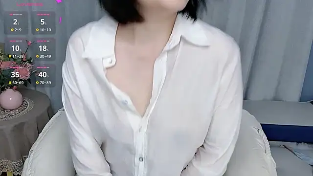 Snapshot of Manipula_ chatting on June 21, 12:46 am Manipula online show from June 21, 12:46 am