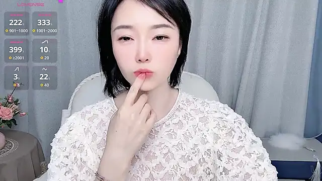 Snapshot of Manipula_ chatting on June 26, 1:54 am Manipula online show from June 26, 1:54 am