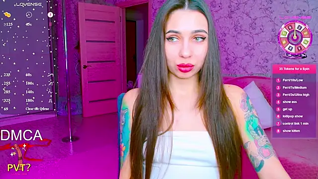 vinkiepinkie online show from March 2, 5:09 pm