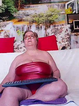 QueenPammy1 online show from October 9, 7:06 am