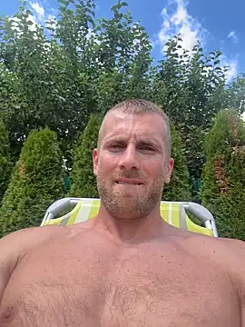 Snapshot of trainwithme chatting on June 16, 9:12 am trainwithme online show from June 16, 9:12 am