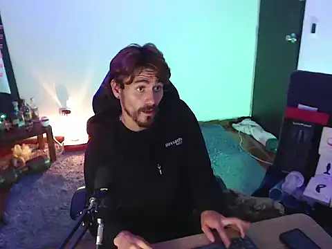 Aaron malikk online show from October 20, 9:37 pm