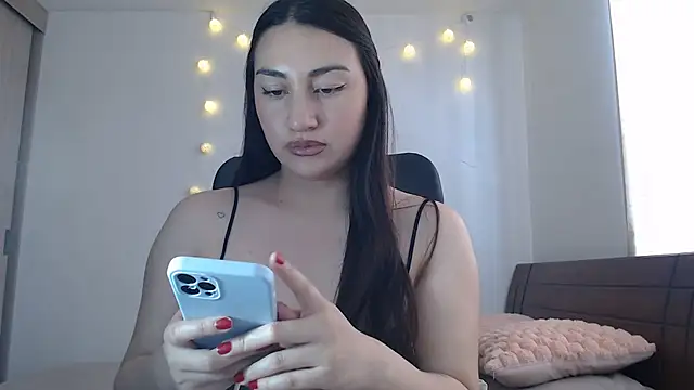 Snapshot of nalafoster chatting on July 28, 8:34 pm nalafoster online show from July 28, 8:34 pm