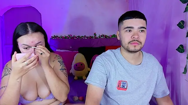 Snapshot of _mia_and_mike_ chatting on October 20, 12:49 pm mia and mike online show from October 20, 12:49 pm