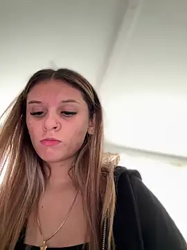 Snapshot of aliisonn__parker26 chatting on March 20, 7:25 pm aliisonn parker26 online show from March 20, 7:25 pm