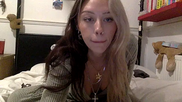 baddieinabenz online show from October 14, 10:43 pm