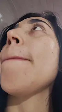 Snapshot of Elowyn chatting on February 12, 9:54 pm Elowyn online show from February 12, 9:54 pm