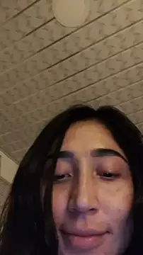 Snapshot of Elowyn chatting on February 20, 6:26 am Elowyn online show from February 20, 6:26 am