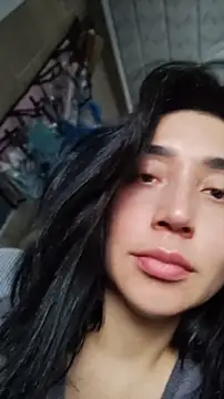 Snapshot of Elowyn chatting on March 15, 8:04 pm Elowyn online show from March 15, 8:04 pm