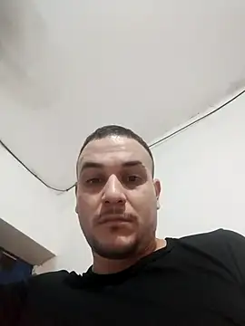 Snapshot of calfran chatting on May 26, 3:57 am calfran online show from May 26, 3:57 am